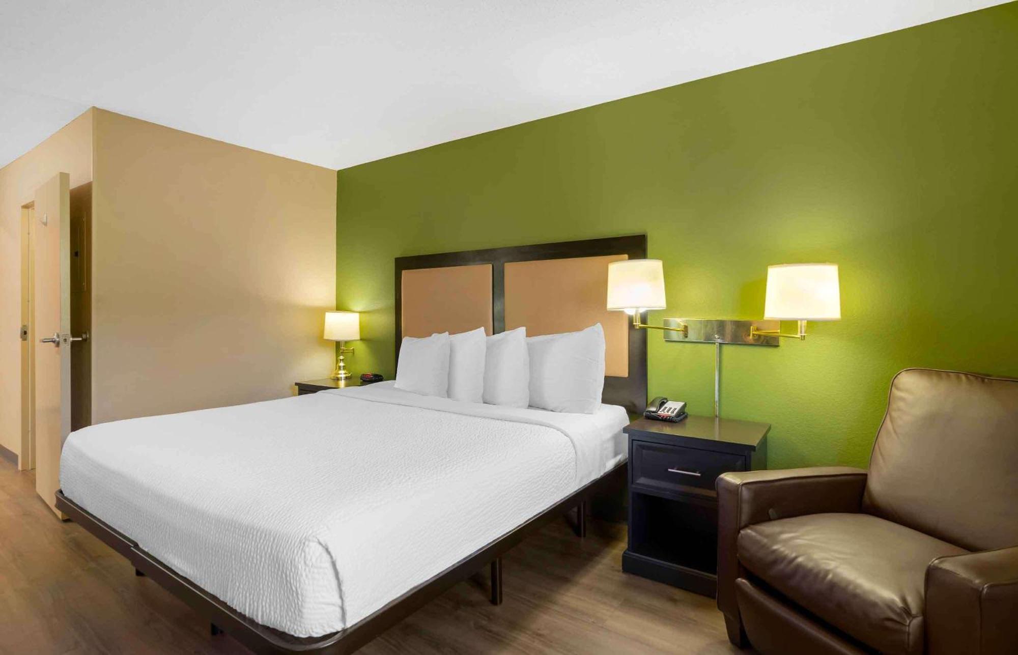 Extended Stay America Suites - St Petersburg - Clearwater - Executive Dr Largo Buitenkant foto