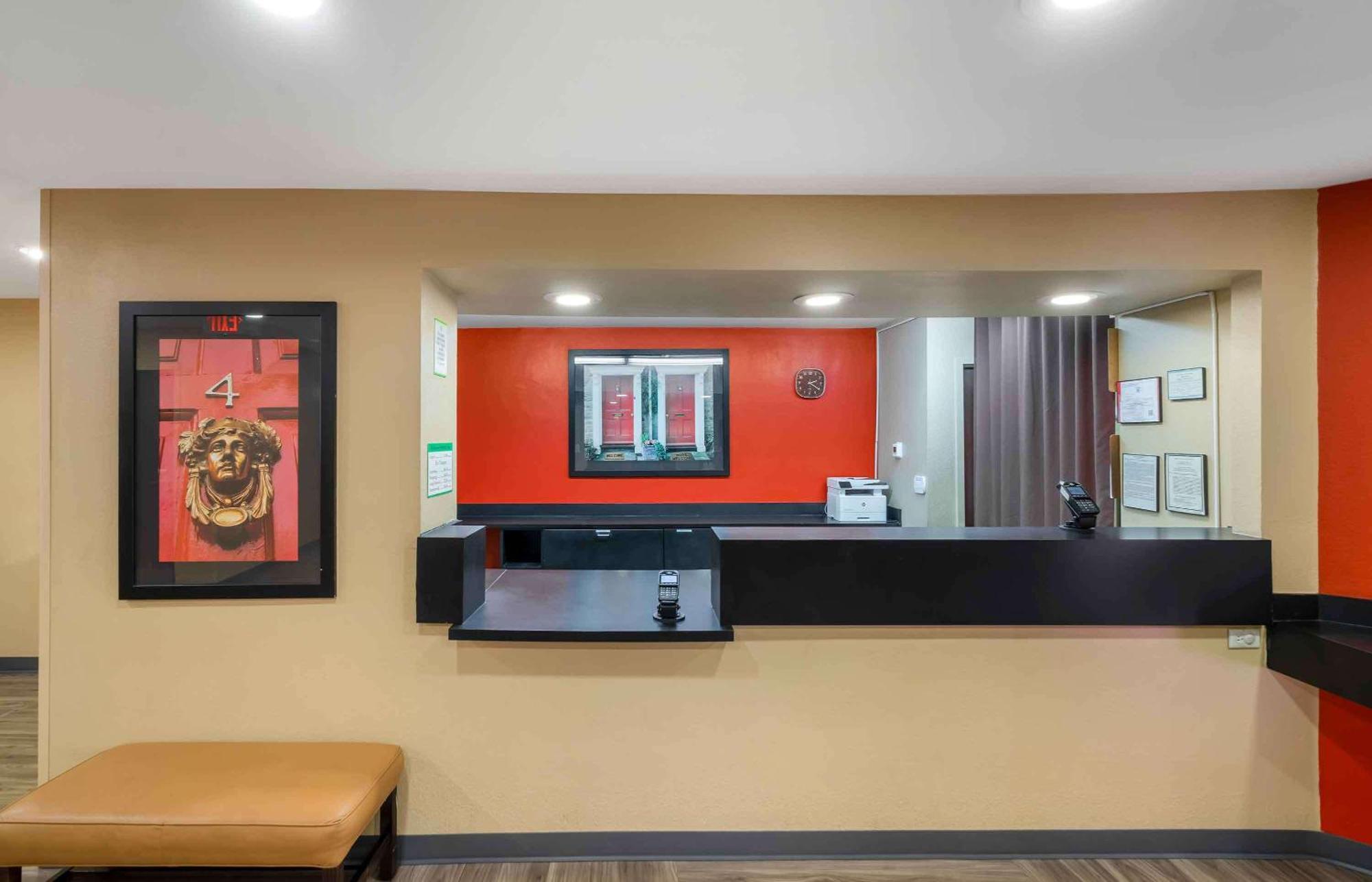 Extended Stay America Suites - St Petersburg - Clearwater - Executive Dr Largo Buitenkant foto