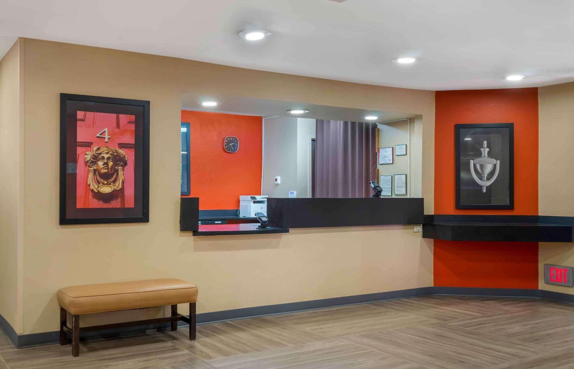 Extended Stay America Suites - St Petersburg - Clearwater - Executive Dr Largo Buitenkant foto