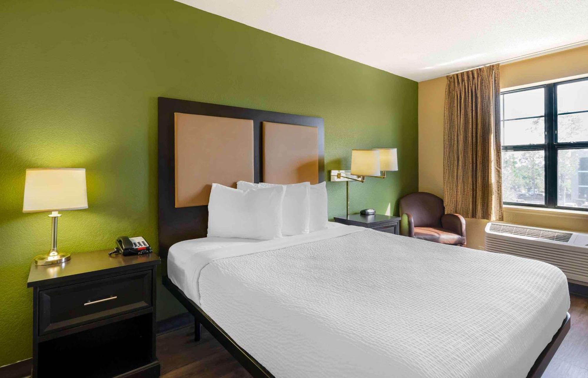 Extended Stay America Suites - St Petersburg - Clearwater - Executive Dr Largo Buitenkant foto