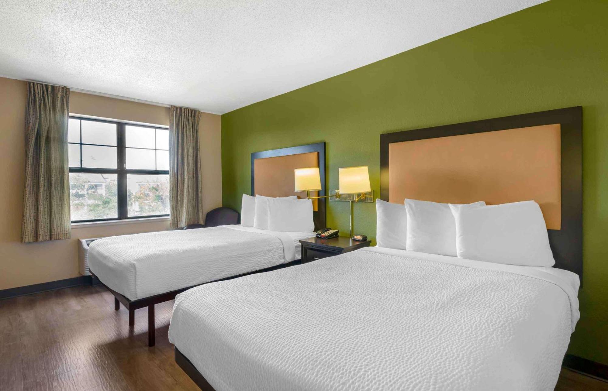 Extended Stay America Suites - St Petersburg - Clearwater - Executive Dr Largo Buitenkant foto