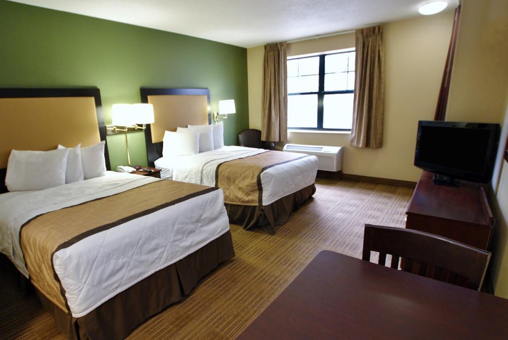 Extended Stay America Suites - St Petersburg - Clearwater - Executive Dr Largo Buitenkant foto